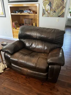 366318 Ashley Furniture Faux-leather Recliner Chair With Plush Cushions