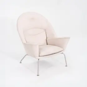 Ch468 Carl Hansen 2022 Hans Wegner For Oculus Chair In White Reupholstery