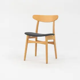Ch30p Carl Hansen & Son 2022 Dining Chair In Oak By Hans J. Wegner With Upholstered Seat