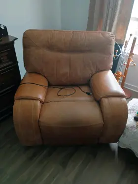296605 Christopher Knight Home Recliner - Brown