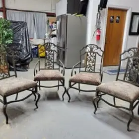 37-6509m Classic Interiors Wrought Iron Chairs Christiannburg / Center Green/burgundy R