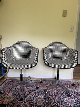 Eames Fm-0209 Set Of 2 Black/white Checkered Swivel Office Chairs With Wheels