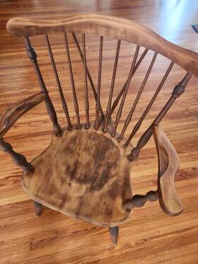 Ethan Allen 10-620a Heirloom Nutmeg Maple Fiddleback Windsor Dining Armchair 10-6020a