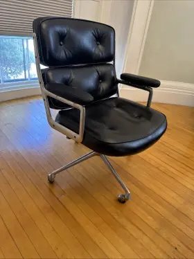 3474 Herman Miller Eames Time Life Executive Desk Chairs Black Leather