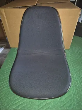 47ouzfe8 Herman Miller Eames Molded Plastic Chair Seat