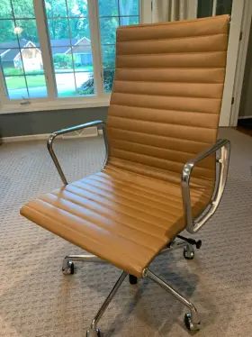 Ea337pmdll1gmo4 Herman Miller Eames Aluminum Group Chair