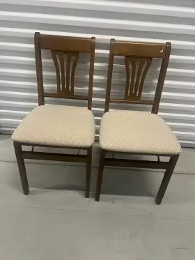 0190.6h842 Meco Stakmore Urn Wood Upholstered Seat Folding Chair Set Fruitwood 2 Pack