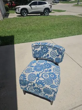 2503461 Pier 1 Imports Nixie Blue/beige Floral Upholstered Armless Accent Chair 31 Inch 2503461 Pier 1 Imports Nixie Blue/beige Floral Upholstered Armless Accent Chair 31 Inch