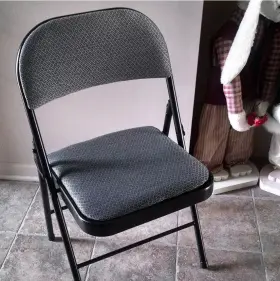 Pursuequality Shop 410310589117 Peakform Fabric Padded Folding Chair Black