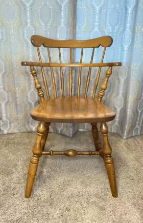 7640-062 S Bent Bros Solid Hard Rock Maple Colonial Windsor Spindle Arm Chair