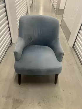 Ach4010b Safavieh Accent Chair Reduced Price Blue Great Condition Free Shipping