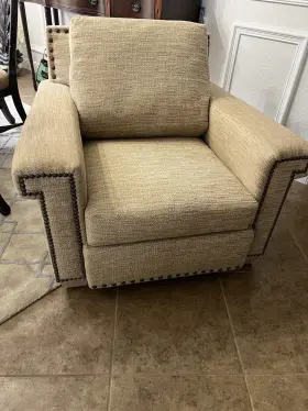 Mcr4543a Tommy Bahama Arm Chair With Brass Nail Head - Gorgeous