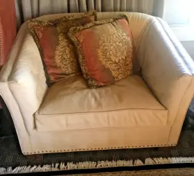 Trs 744759512369 Oversized Accent Chair