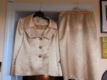 Stunning Lily & Taylor Light Gold Yellow Elegant Chic Embroidered Skirt SUIT--16 New. Price: $72.00.