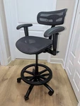 Crown Seating Stealth Standard Engineer's Chair Size Used. Price: $550.00.