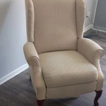 Lane Furniture Industries Beige Reclining Chair Geometric Acrylic Polyester Used. Price: $55.00.