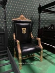 Scarface Tony Montana Al Pacino Designer Film Movie Prop Seat Throne Gold Chair New. Price: $3999.00.