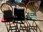 Better Homes & Gardens BH40-084-902-16 Dining Chair White Used. Price: $50.00.