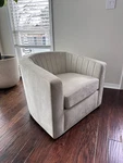 Original Holly Hunt - Dee Swivel Lounge Chair Used. Price: $800.00.
